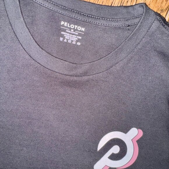 Peloton “Stronger Together” Long Sleeve Tee Dark Gray Size M | 100% Cotton Logo - Picture 5 of 10